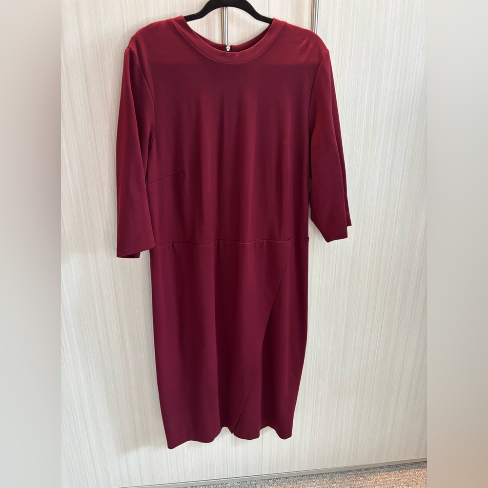 Willow + Thred Red Sheath Long Sleeve Bateau Dress with exposed‎ zipper size 22